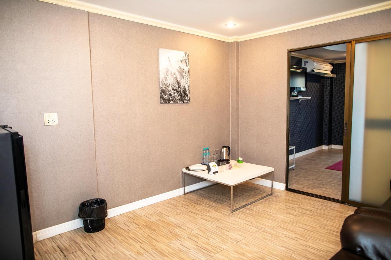 Merry Inn Suites パッタヤー エクステリア 写真